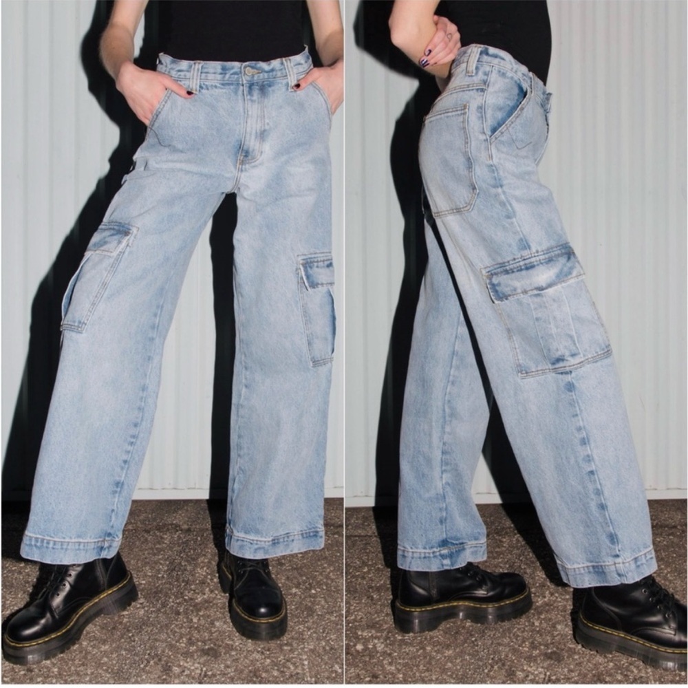 John Galt Brandy Melville Wide Leg High Waist Cargo Light Wash Jean